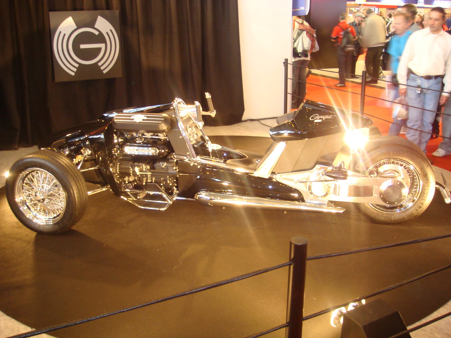 16 TROIS ROUES.JPG