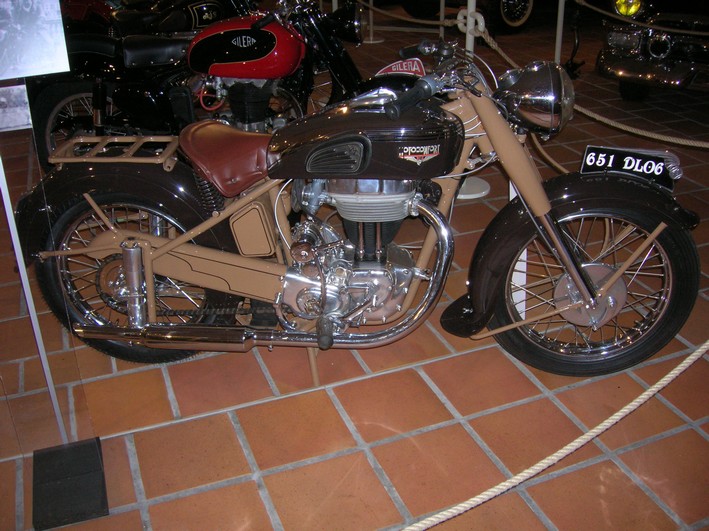 DSCN2212.JPG
