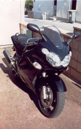 KAWAZAKI 1200 ZZR  1comp.JPG