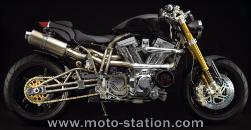 Ecosse_Moto_Heretic_Titanium_st4pz.jpg