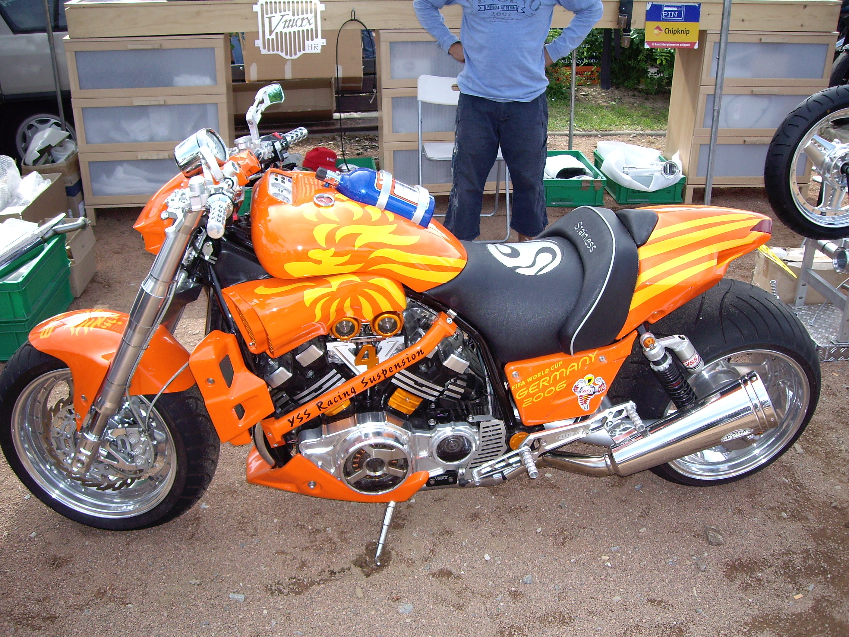 VMAX 215 CV.JPG