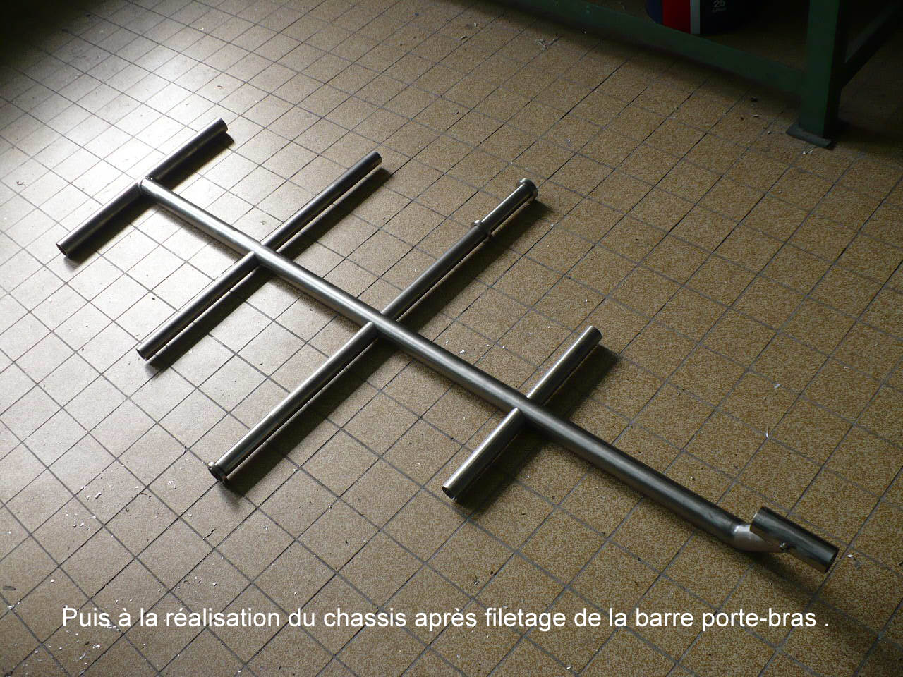 08_Chassis.jpg
