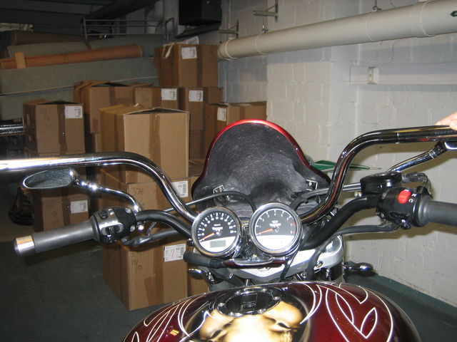 R3 guidon HD Nightster.jpg