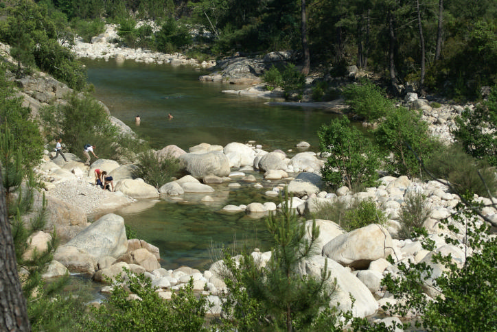 DSC07451_torrent Solenzara.jpg