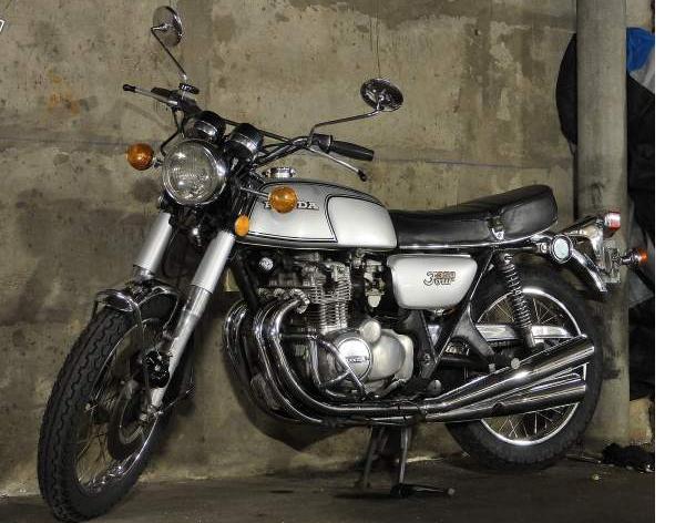 350 FOUR 2.JPG
