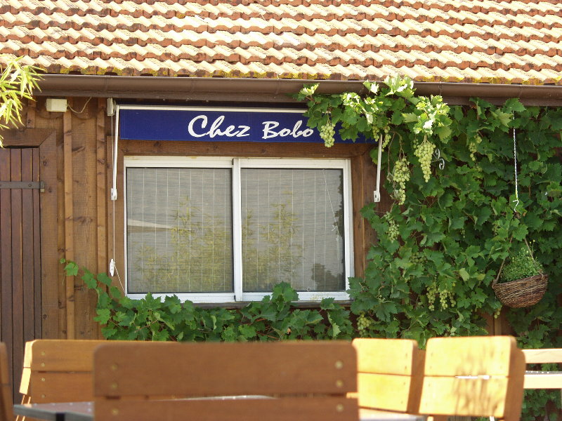 01 CHEZ BOBO.JPG