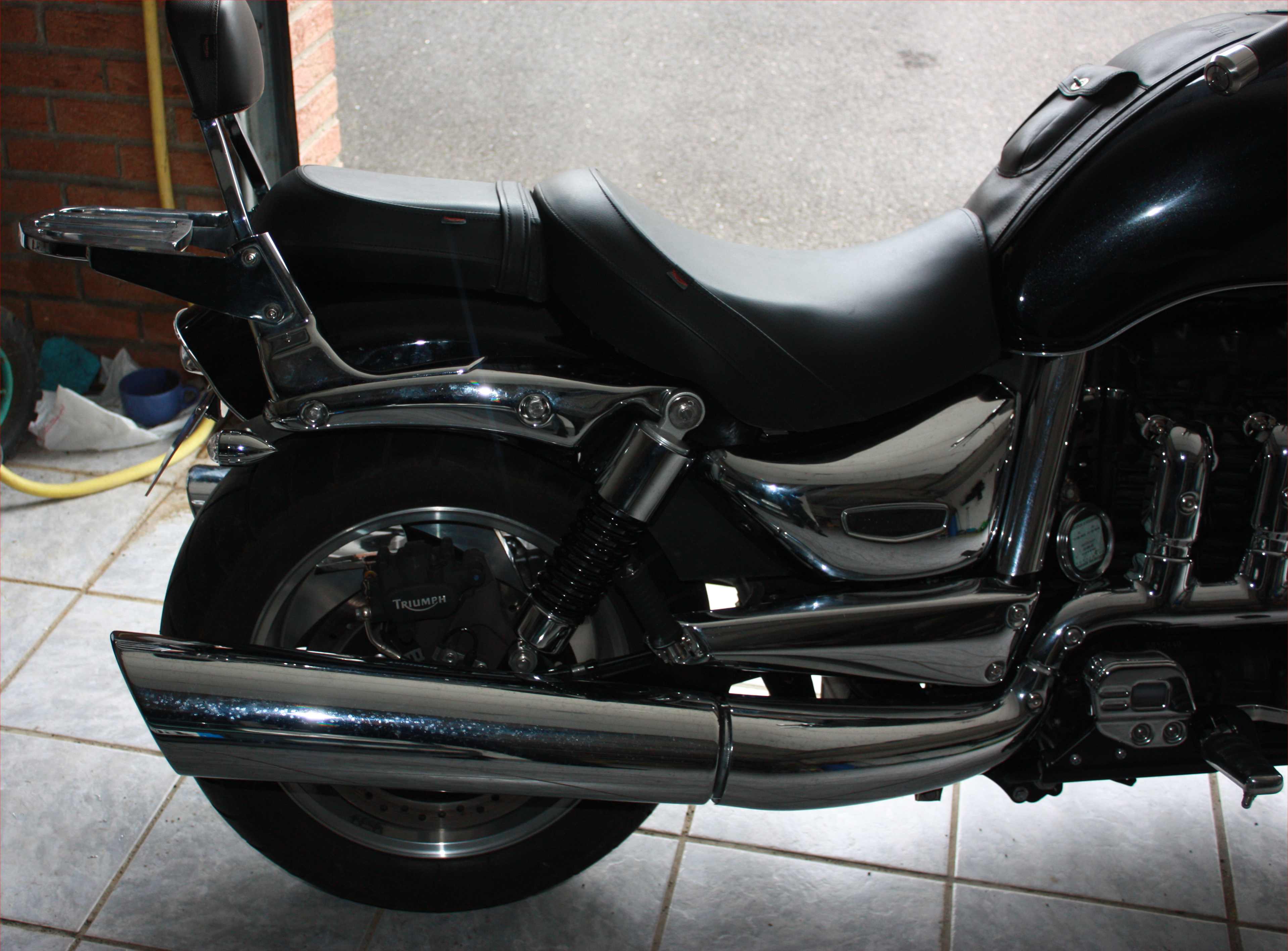 triumph rocket 3 07 12 2013 (4).JPG