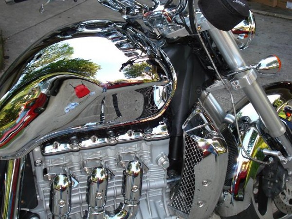 R III chrome 2.jpg