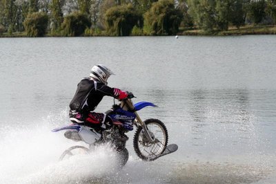 201010124cb3d04bf1070-0.jpg