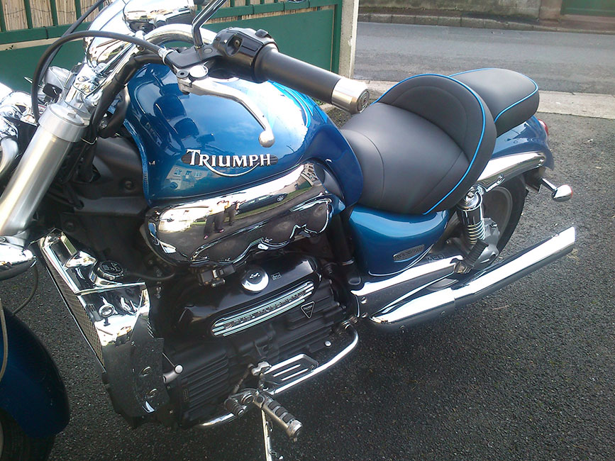 triumph_Rocket3_1_zoom.jpg