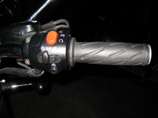 CommodoT100.jpg