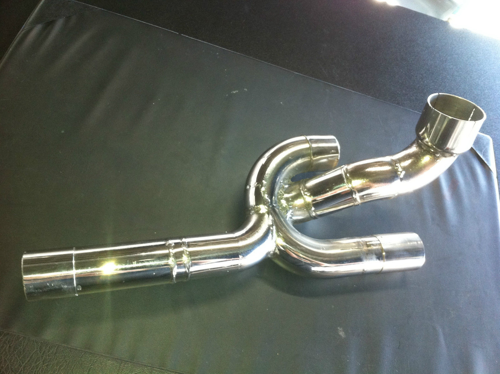 Triumph-Rocket-Exhaust-Cat-By-Pass-1into3-collector.jpg