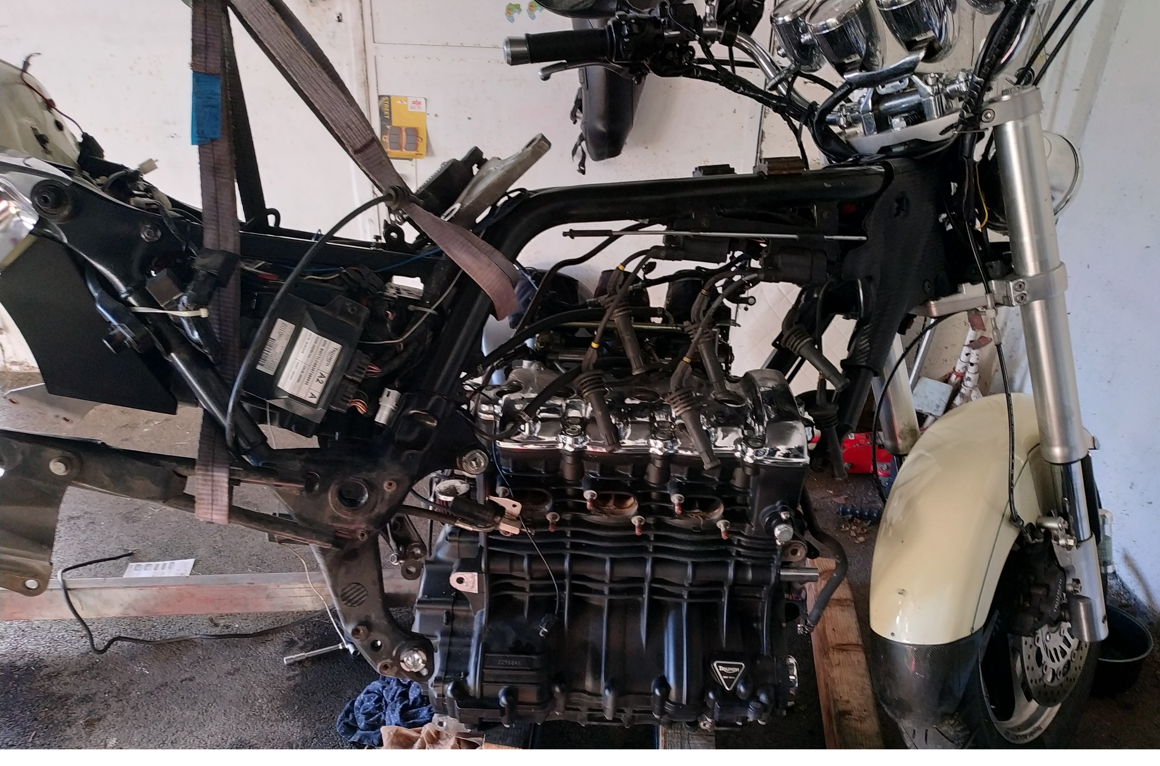 moteur par terre.jpg