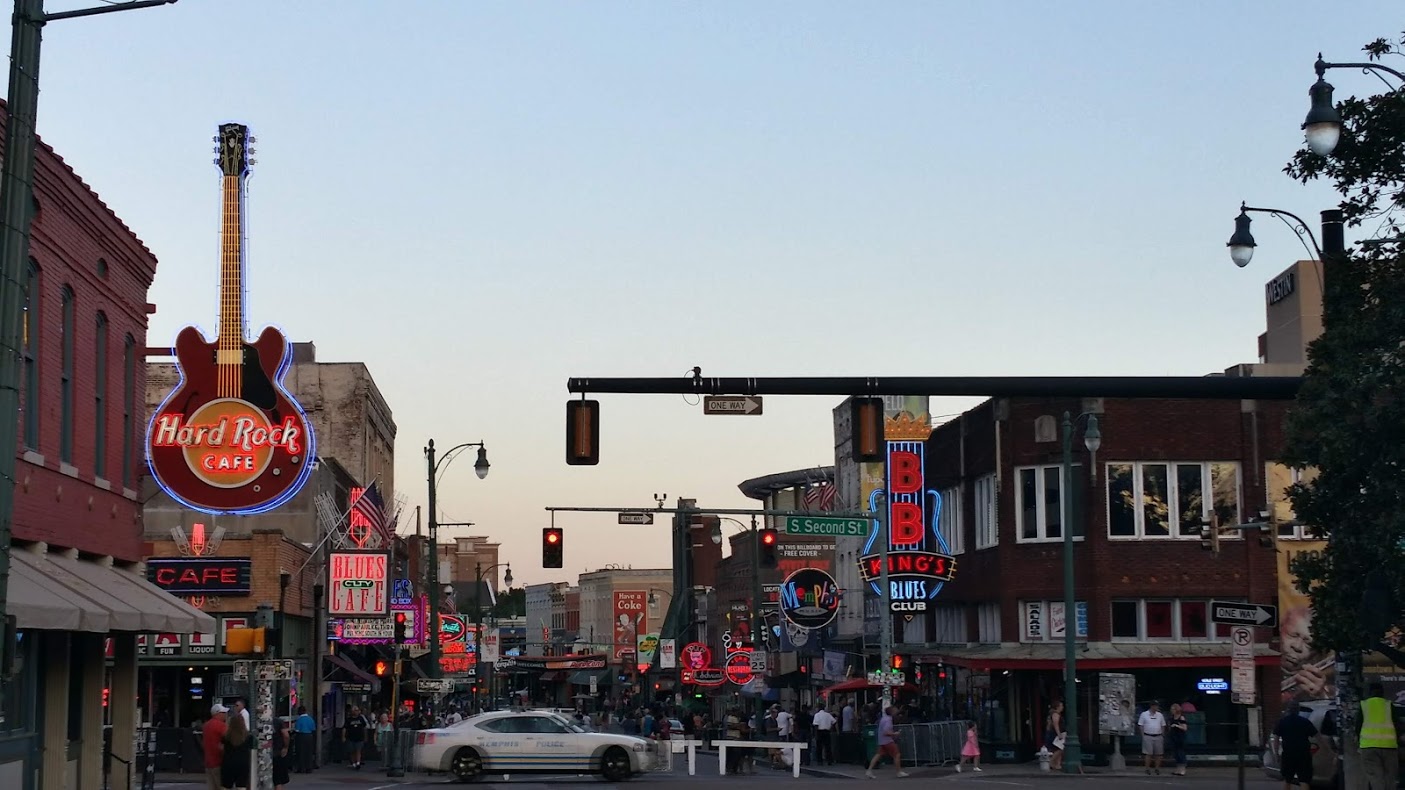 beale street memphis.jpg