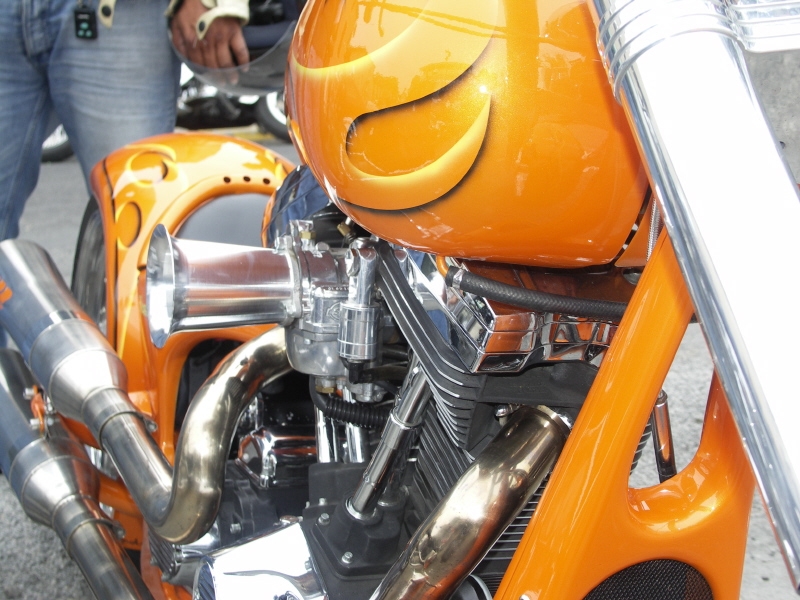 motojaune3.JPG