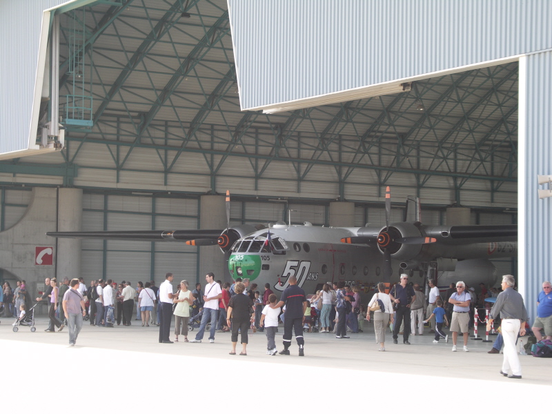 20hangar.JPG