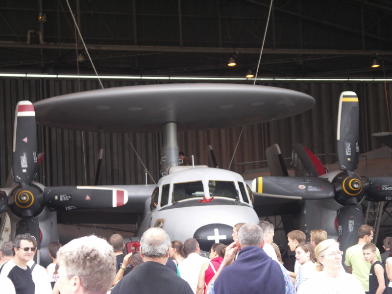 20hangar2.JPG