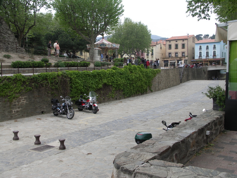 Collioure Harleys.JPG
