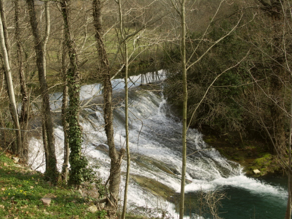R3 Cascade600x450.jpg