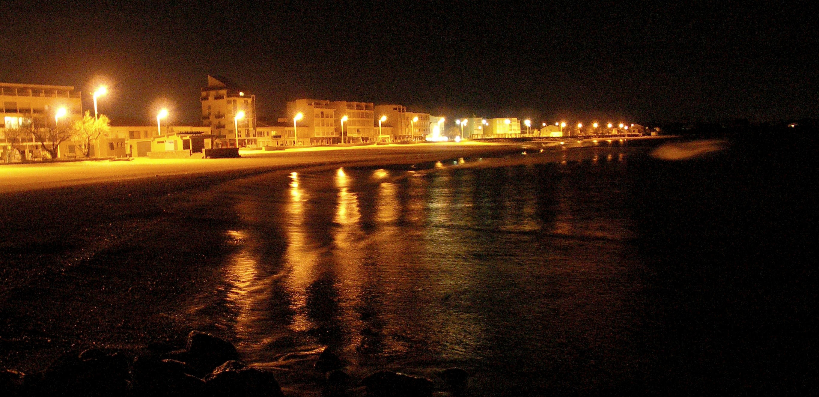 Plage du Grau by nigth 2.jpg