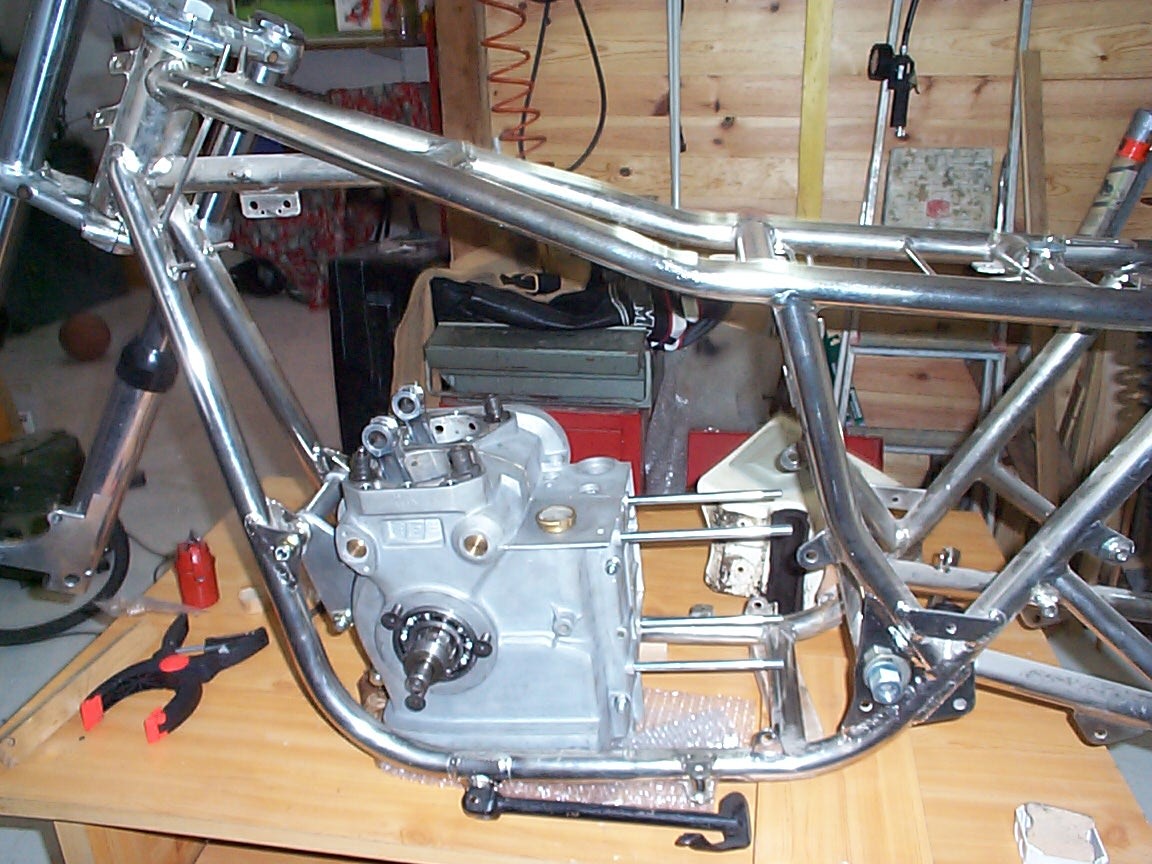 moteur-cadre02.JPG