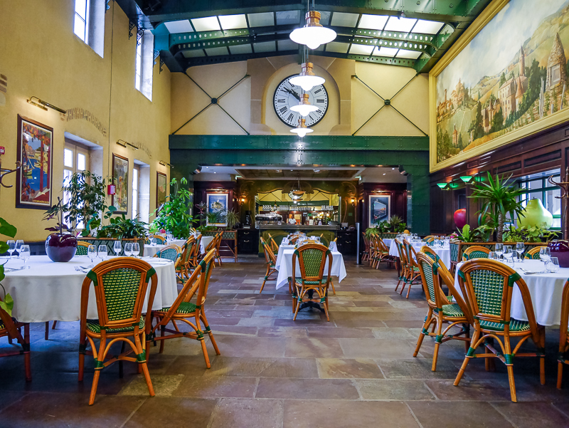 restaurant au hameau de DUBOEUF proposé par lolodelyon